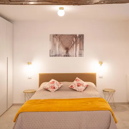 Piave | Modern Con Balcone In Corte Storica Apartamento Turín